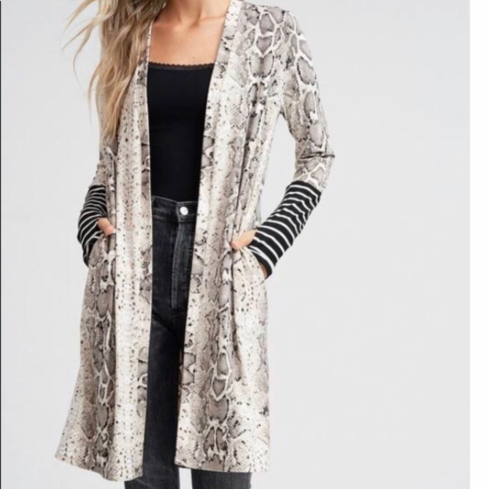 Python Print Open Cardigan - Picture 1 of 4